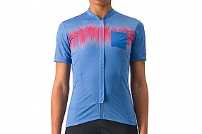 <strong>Limited Color/Sizes</strong><br />Defender Green - Small<br />Defender Green - Medium<br />Defender Green - Large<br />Mediterranean Blue - Small<br />Mediterranean Blue - Medium<br />Mediterranean Blue - Large<br />Dark Red - Small<br />Dark Red - Large Castelli Womens Unlimited Sentiero 2 Jersey