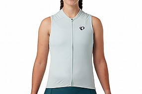<strong>Limited Color/Sizes</strong><br />Surf Spray - Small<br />Surf Spray - Medium<br />Surf Spray - Large Pearl Izumi Womens Attack SL Jersey