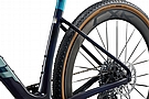Giant Revolt Advanced SL 2 Gravel Bike 3