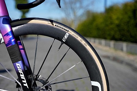 CADEX AERO チューブレスタイヤ 700x28C 試着のみ CADEX Aero Cotton Road Tire