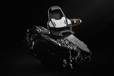 新品シールド CAN IT BE ALL SO SIMPLE アナログ Look Keo Blade Power Single Side Pedals [28624]