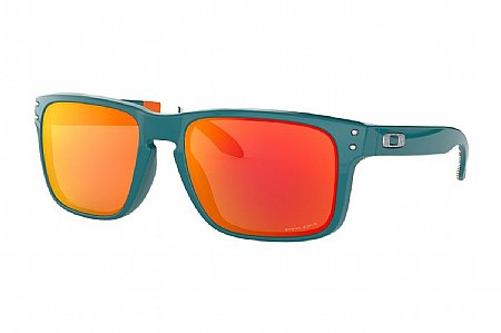 Oakley Holbrook (Past Season) Sunglasses