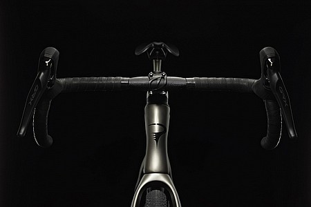 Pinarello Grevil F5 GRX610/820 Gravel Bike [D1706640209-00004]