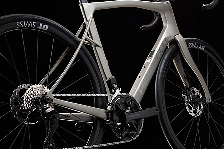 Pinarello 2026 X3 105 Di2 Road Bike [D2017150206-00014]