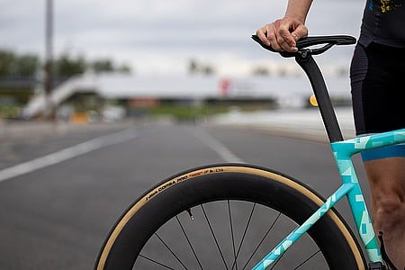 Vittoria Corsa Pro TLR タイヤ 2本セット 71OLys9PAGL._UF350,350_QL50_.jpg