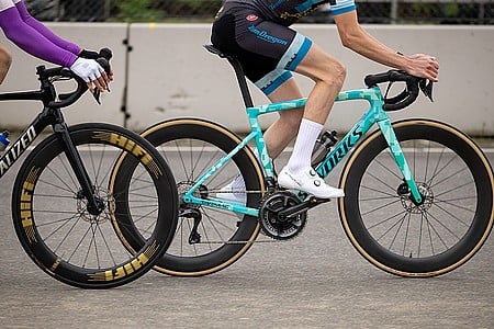 New Continental Grand Prix 5000 S TR is faster, hookless-compatible, and  already won Paris-Roubaix