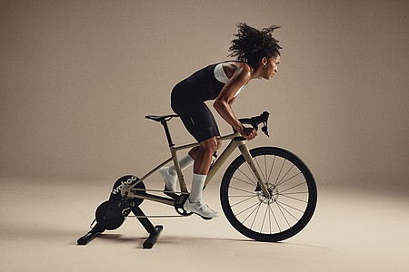 Wahoo Fitness KICKR CORE V2 Power Trainer