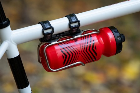Bulloni Portaborraccia In Titanio Wolf Tooth: M5 X 15mm, Basso Profilo, Confezione Da 4, Per MTB E Bici