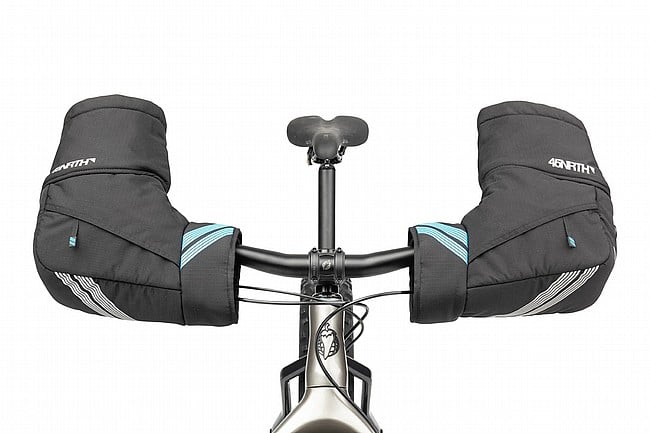 45Nrth Cobrafist Flat Bar Pogies 