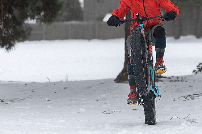 45Nrth Dillinger 5 Studded 60 TPI 27.5" Fat Bike Tire 45Nrth Dillinger 5 Studded 60 TPI 27.5" Fat Bike Tire