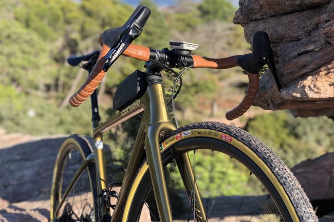 Challenge Getaway PRO TLR 700c Gravel Tire 