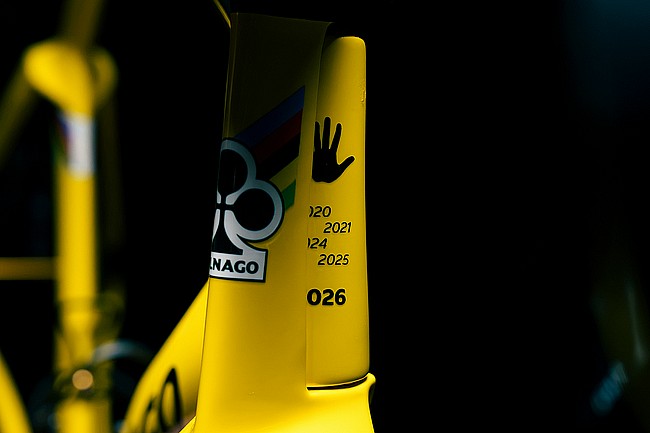 Colnago Y1Rs Tour De France Edition LTD Rolling Chassis Indicative of Frame Only