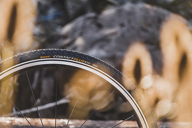 Continental Contact Plus 27.5" (650b) Tire 