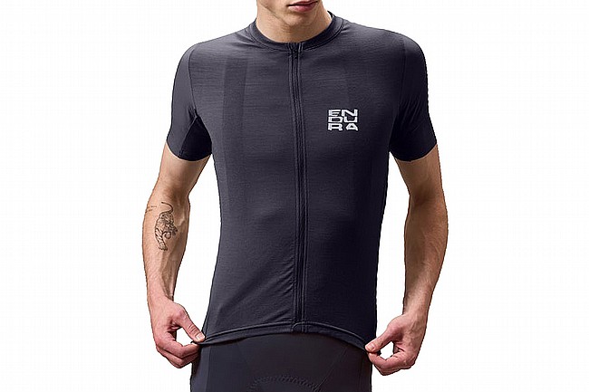 Endura Mens Alltrack Ride S/S Jersey Carbon Grey