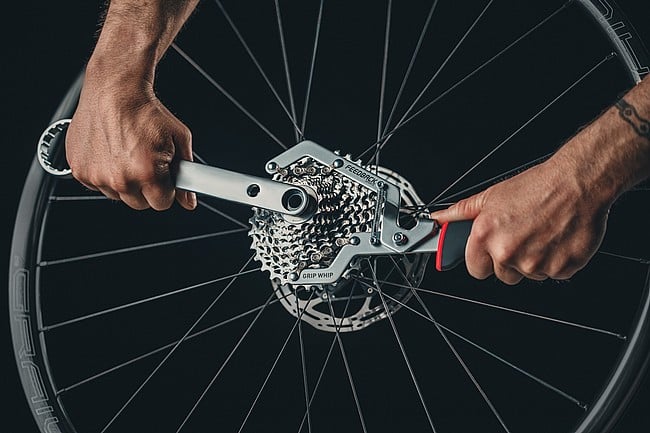 Feedback Sports Grip Whip 
