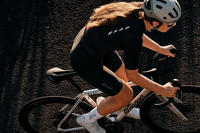 Fizik Tempo Aliante R1 Light Saddle 