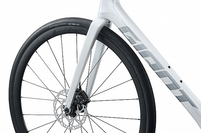 Giant 2027 Defy Advanced 2 Road Bike 
