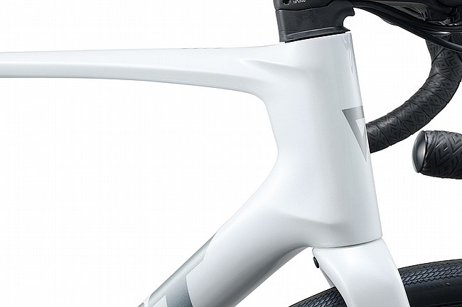 Giant 2027 Defy Advanced 2 Road Bike 