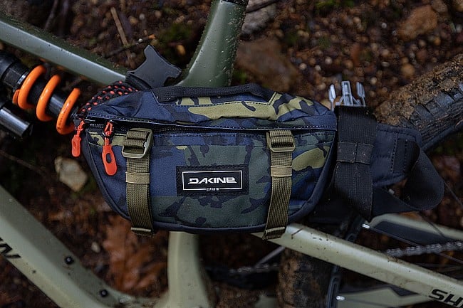 Dakine Hot Laps 1L Waist Bag 