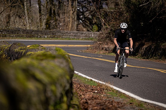 Giro Aries Spherical MIPS Road Helmet 