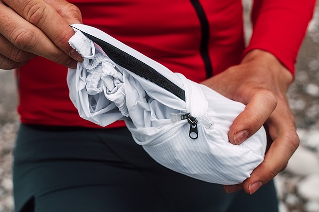 Gore Wear Mens Spinshift Windbreaker  