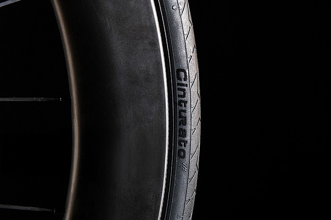 Pirelli Cinturato EVO TLR 700c Road Tire 