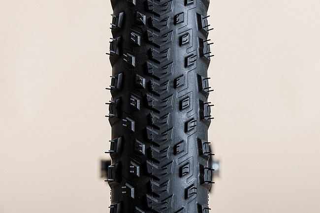 Pirelli Cinturato Gravel RM-HP 700c Tire 