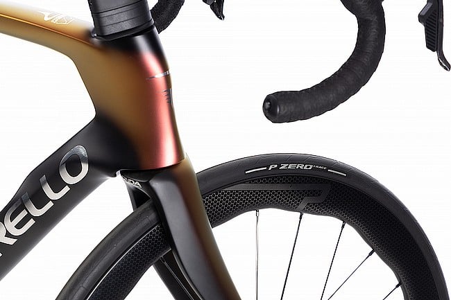 Pinarello Dogma F Red AXS E1 PM Road Bike Luxter Red Gold