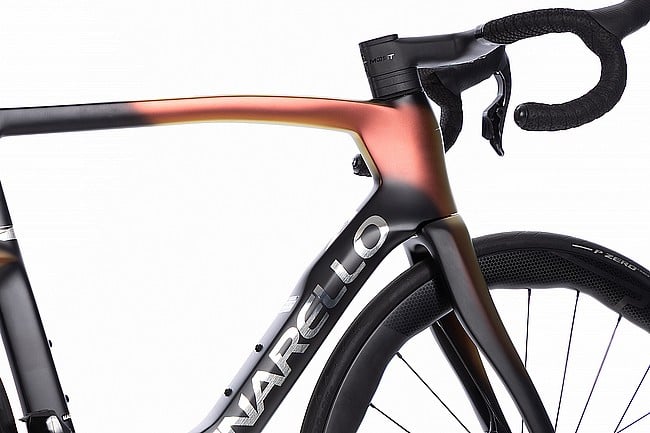 Pinarello Dogma F Red AXS E1 PM Road Bike Luxter Red Gold