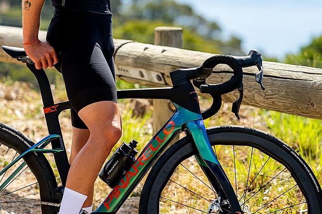 Pinarello 2027 Dogma X Sram Red E1 AXS Road Bike 