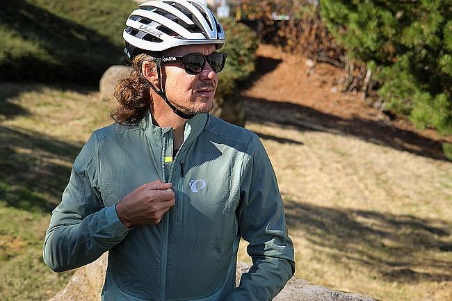 Pearl Izumi Mens Expedition PRO Alpha Jacket 