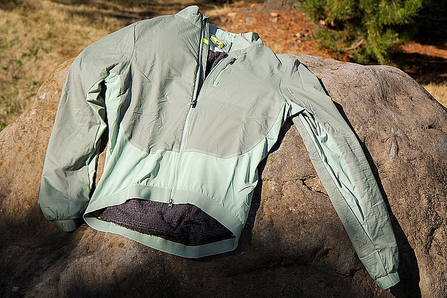 Pearl Izumi Mens Expedition PRO Alpha Jacket 