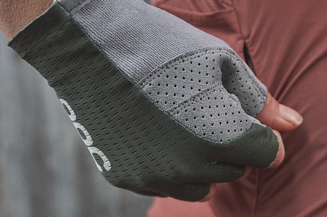 POC Agile Short Glove 