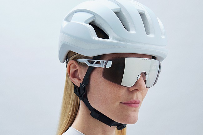 POC Omne Lite Road Helmet 