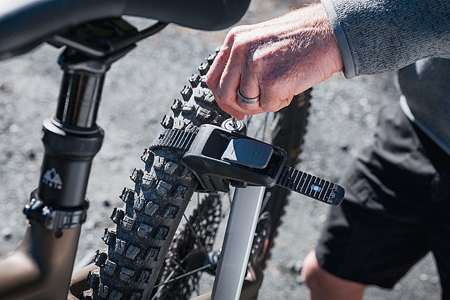 Thule Vero 2-Bike Hitch Rack 