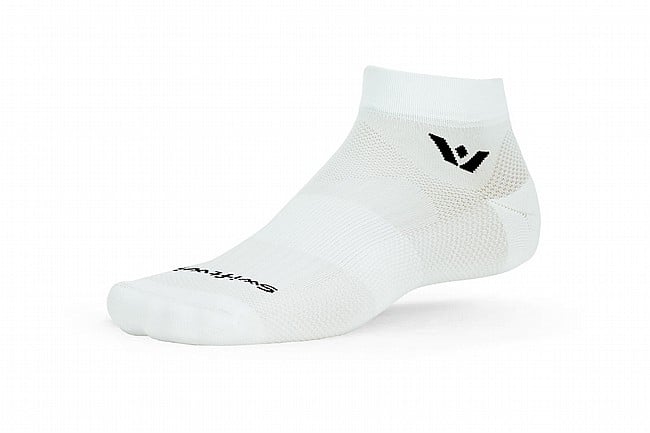 Swiftwick Aspire Ankle Socks White