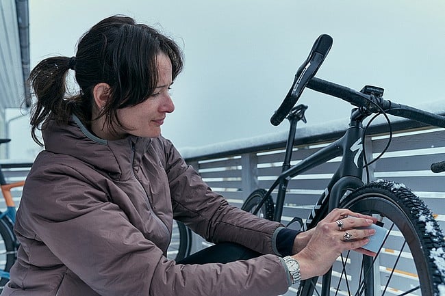 Velocio Womens Ultrapack Insulated Hoodie 