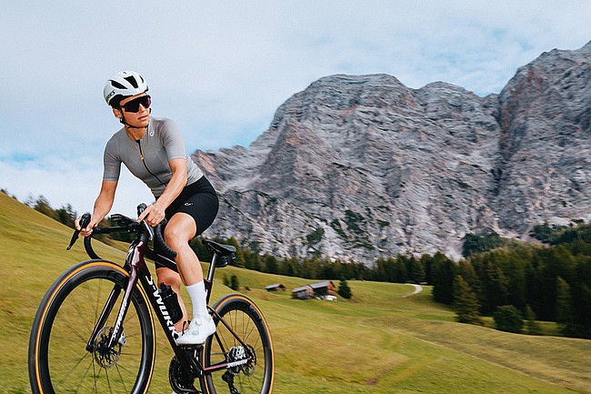 Velocio Womens LUXE Ultralight Jersey  