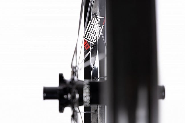 We Are One Triad i9 Hydra2 29" Carbon MTB Wheelset 