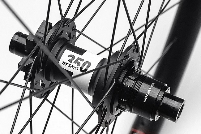 Reserve 30|HD AL DT Swiss 350 DF Alloy 29" MTB Wheelset 