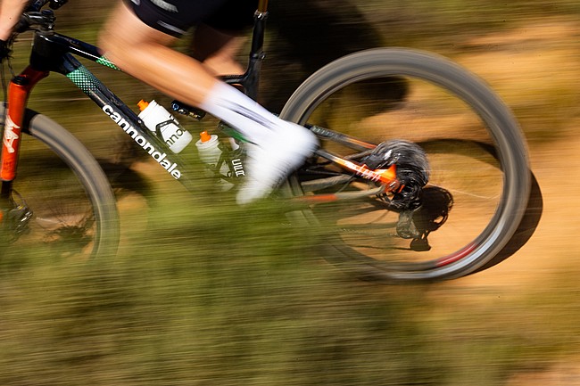 Reserve 30|XC SL DT Swiss 180 Carbon 29" MTB Wheelset 