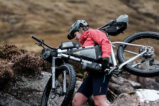 Apidura Backcountry Downtube Pack - 1.8L Apidura Backcountry Downtube Pack