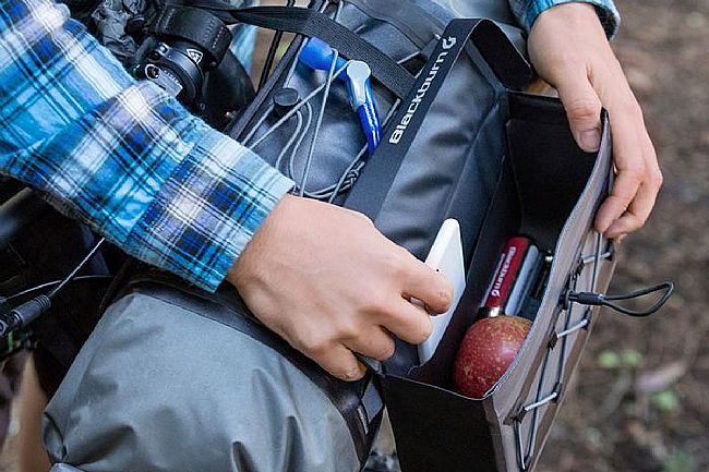 Blackburn Outpost Elite Hitchhiker Handlebar Bag Blackburn Outpost Elite Hitchhiker Handlebar Bag