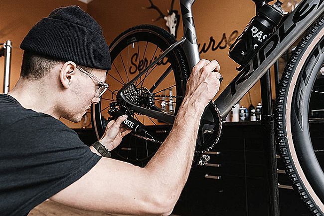 CeramicSpeed UFO Drip Chain Lubricant Ceramic Speed UFO Drip Chain Lubricant