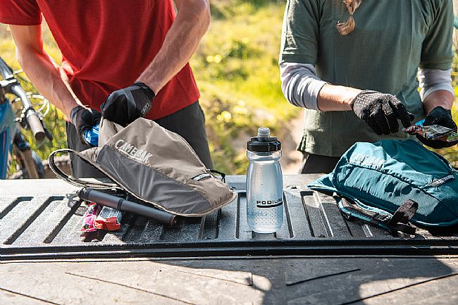 Camelbak Womens Rogue Light 70oz. Hydration Pack Camelbak Womens Rogue Light 70oz. Hydration Pack