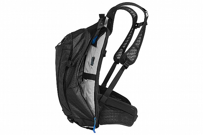 Camelbak Womens M.U.L.E. Pro 14 Hydration Pack Black/White