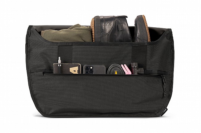 Chrome Simple Medium Messenger Bag 