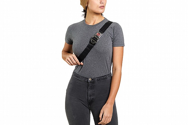Chrome Tensile Hip Pack Black