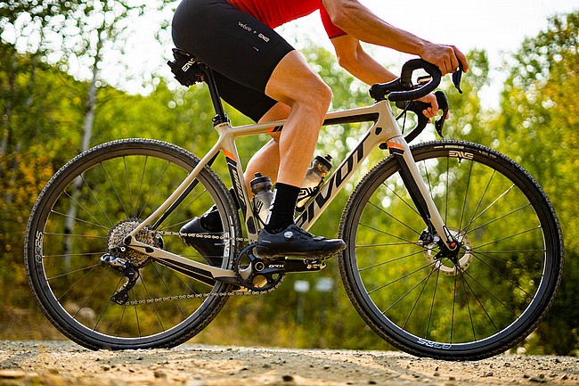 ENVE AG28 Foundation 650b Disc Brake Wheelset 