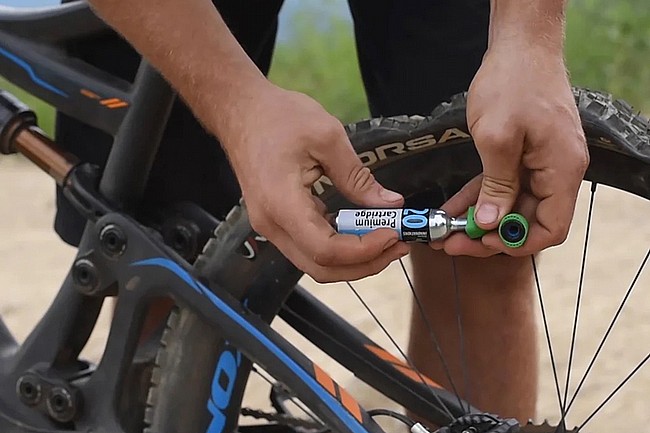 Genuine Innovations Microflate Nano CO2 Inflator 